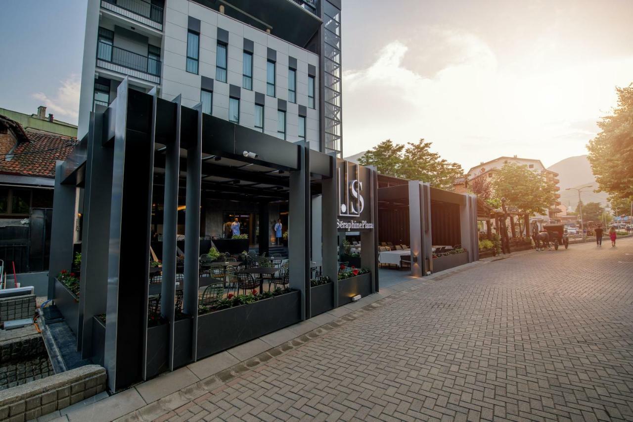Seraphine Plaza Peć Exterior foto